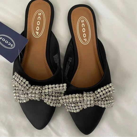 Scoop Women’s Point Toe Slingback Mules with Bow - Picture 7 of 10